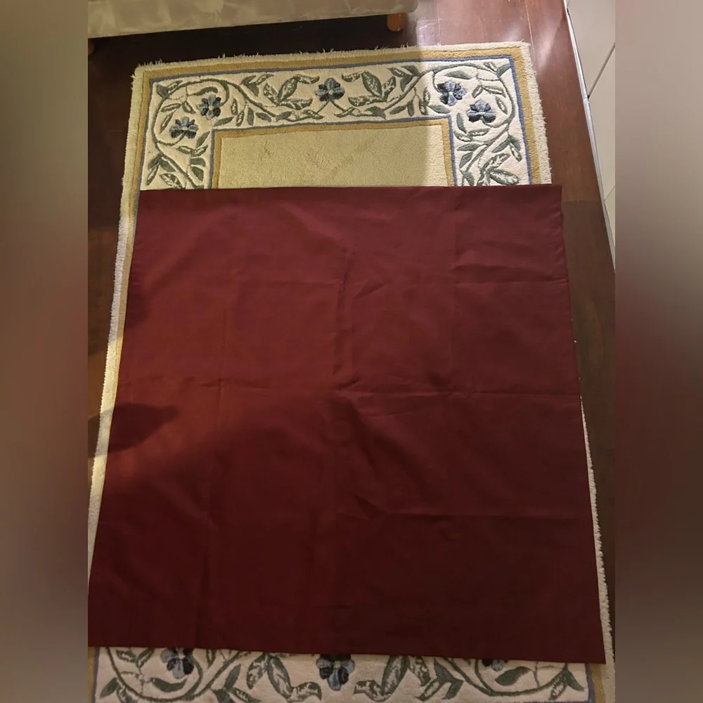 Maroon/Red Polyester Rectangle/Rectangular Curtain/Drape/Piece of Fabric